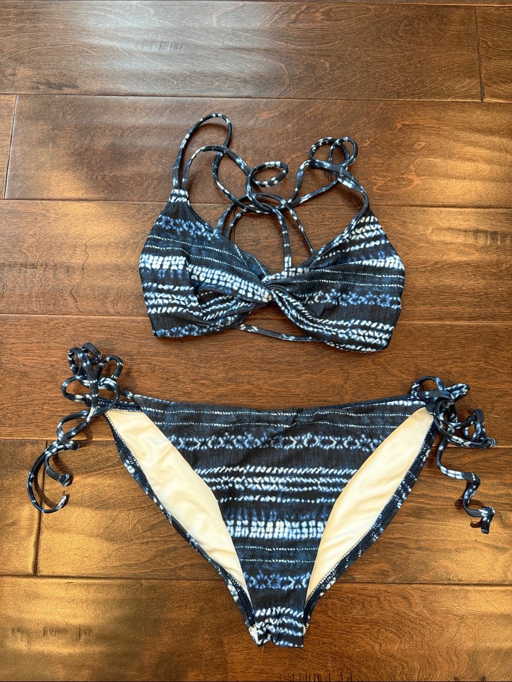 l*space Blue and White Tie-Dye Strappy Bikini Set
